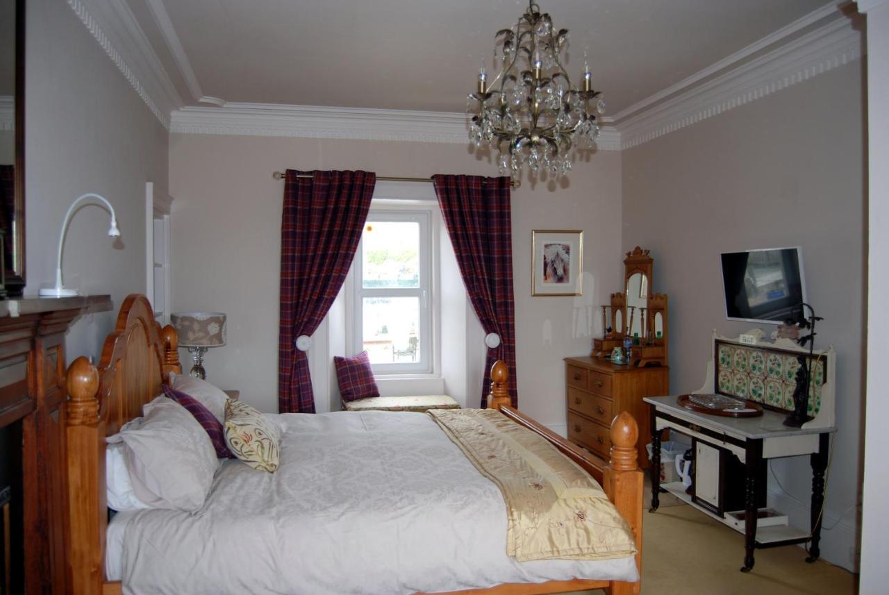 Orsay House Panzió Portnahaven Kültér fotó
